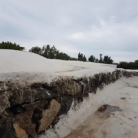 Dammuso Bianco Ferienhaus *